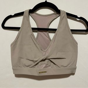 Whitney Simmons x Gymshark 2.0 bra